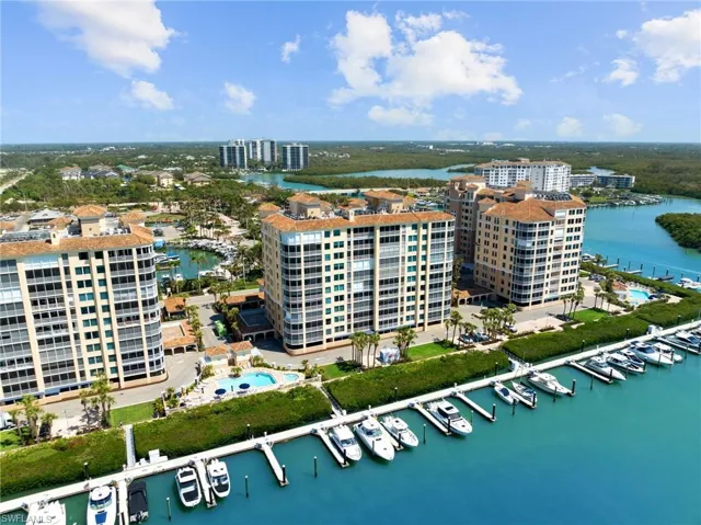 435  DOCKSIDE  DR, Naples, FL 34110