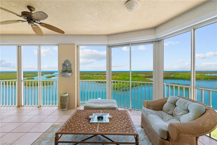 435  DOCKSIDE  DR, Naples, FL 34110