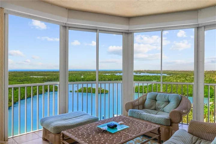 435  DOCKSIDE  DR, Naples, FL 34110