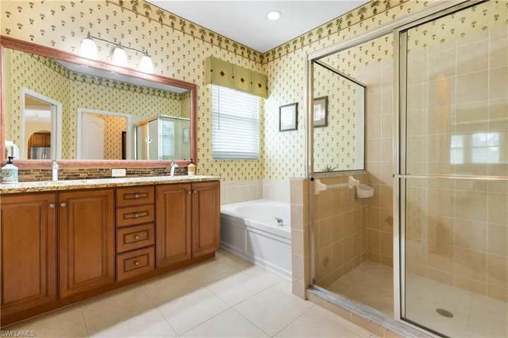 15040 Balmoral Loop, Fort Myers, Florida 33919