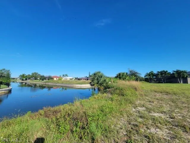 2212 Sw 4th Ave, Cape Coral, Florida 33991