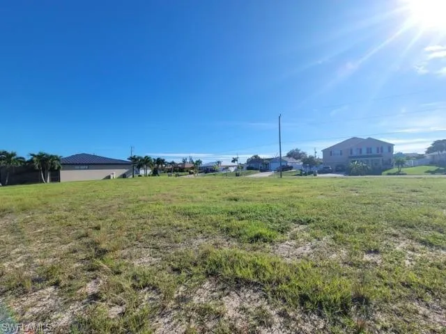 2212 Sw 4th Ave, Cape Coral, Florida 33991