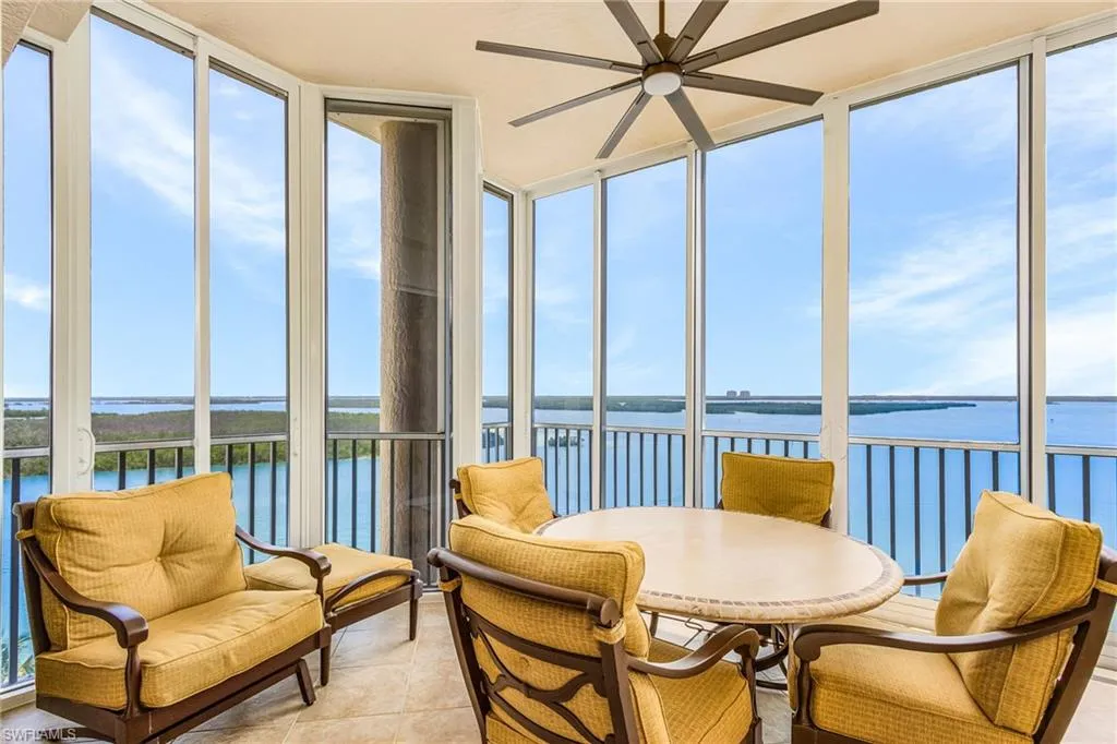 4137 Bay Beach LN, Fort Myers Beach, FL 33931,225062219