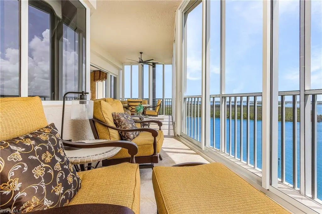4137 Bay Beach LN, Fort Myers Beach, FL 33931,225062219