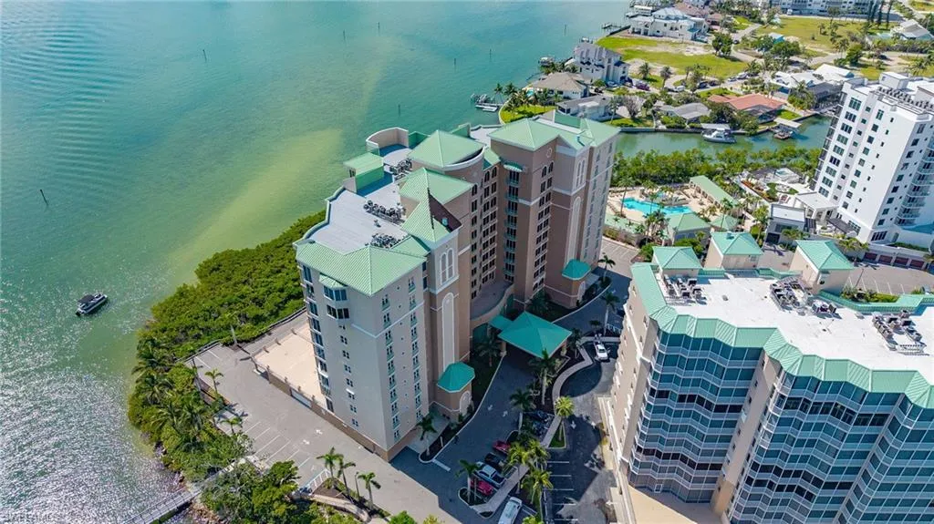 4137 Bay Beach LN, Fort Myers Beach, FL 33931,225062219