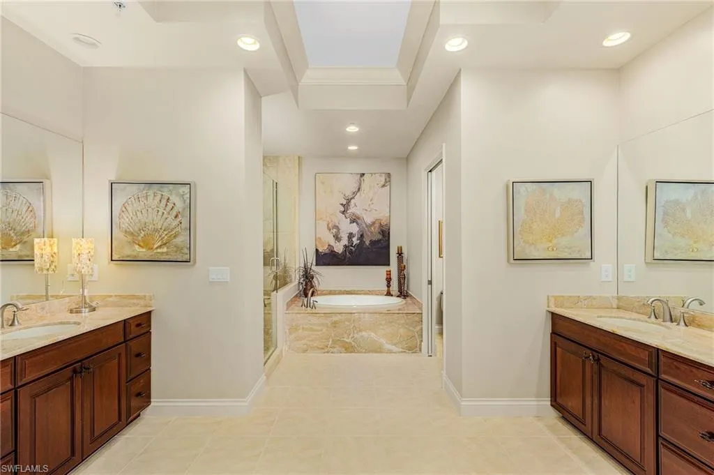4137 Bay Beach LN, Fort Myers Beach, FL 33931,225062219