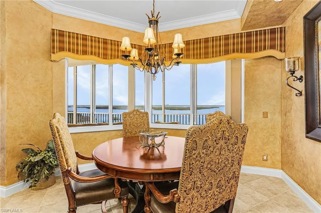 4137 Bay Beach LN, Fort Myers Beach, FL 33931,225062219