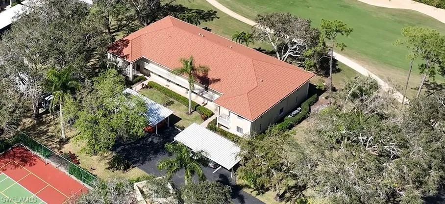 3705  Amberly N CIR, Naples, FL 34112