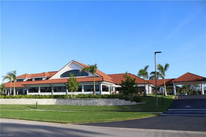 3705  Amberly N CIR, Naples, FL 34112