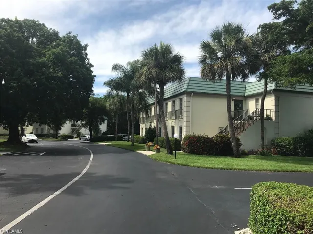 1645 Spoonbill Ln C, Naples, Florida 34105