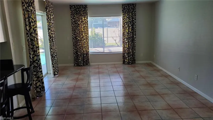 3822 SE 4th  AVE, Cape Coral, FL 33904