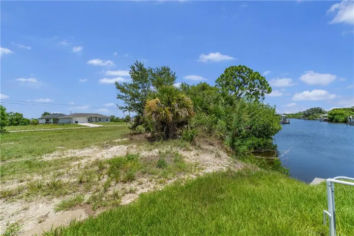 3203 Nw 41st Ave, Cape Coral, Florida 33993