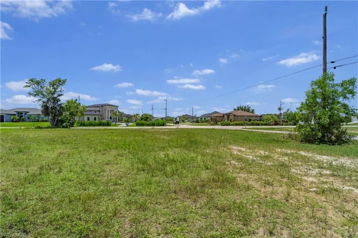 3203 Nw 41st Ave, Cape Coral, Florida 33993