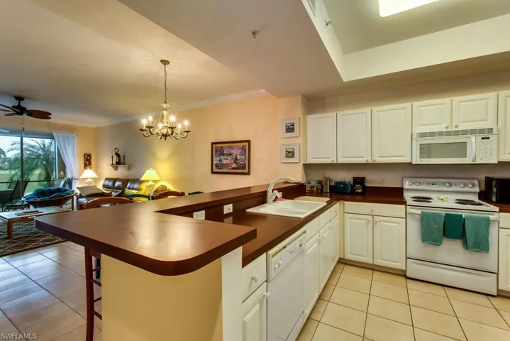 4690  Turnberry Lake  DR, Estero, FL 33928