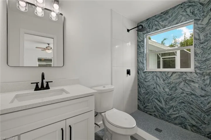 2260  Jasper  AVE, Fort Myers, FL 33907