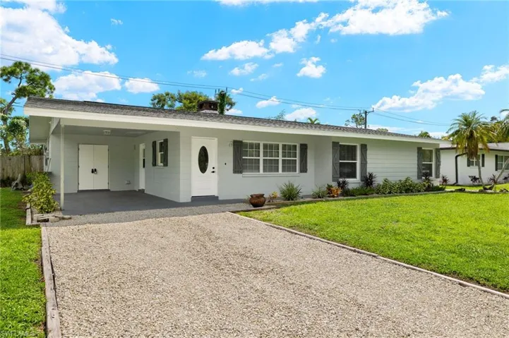 2260  Jasper  AVE, Fort Myers, FL 33907