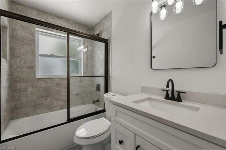 2260  Jasper  AVE, Fort Myers, FL 33907