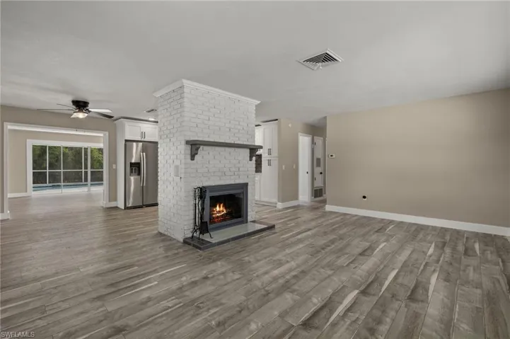 2260  Jasper  AVE, Fort Myers, FL 33907