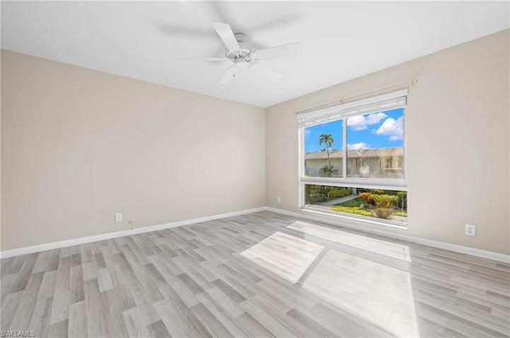 158  Lollypop  LN, Naples, FL 34112
