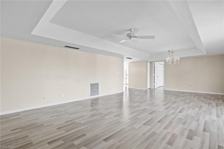 158  Lollypop  LN, Naples, FL 34112