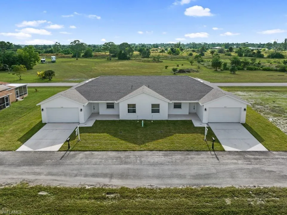 628 Falls LN, Lehigh Acres, FL 33974,2025000392