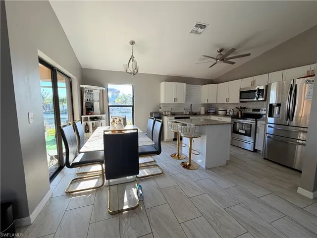 100 NW 13th  PL, Cape Coral, FL 33993