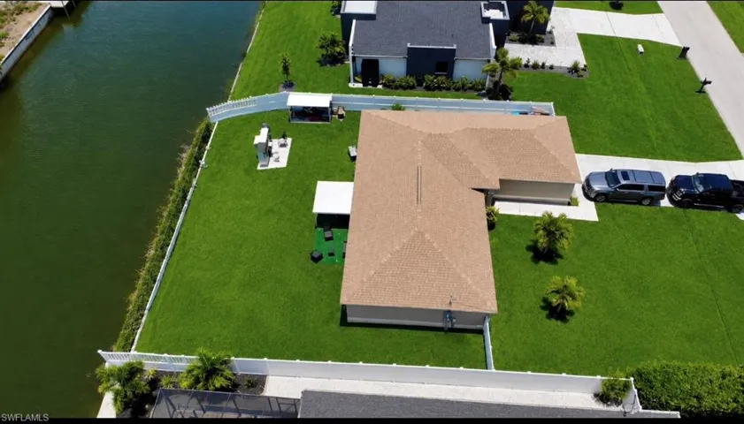 100 NW 13th  PL, Cape Coral, FL 33993