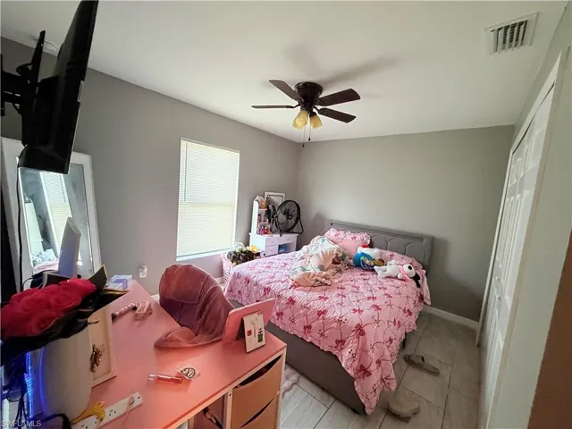100 NW 13th  PL, Cape Coral, FL 33993