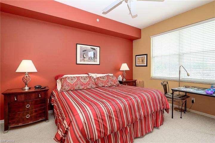8670  Cedar Hammock  CIR, Naples, FL 34112