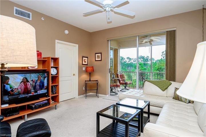 8670  Cedar Hammock  CIR, Naples, FL 34112