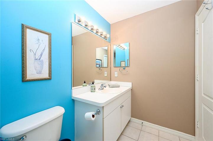 8670  Cedar Hammock  CIR, Naples, FL 34112