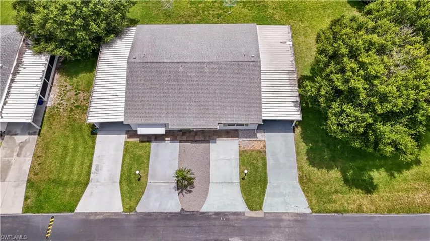 11 Desert Candle Cir, Lehigh Acres, Florida 33936