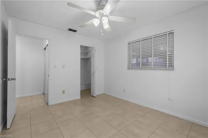 11 Desert Candle Cir, Lehigh Acres, Florida 33936