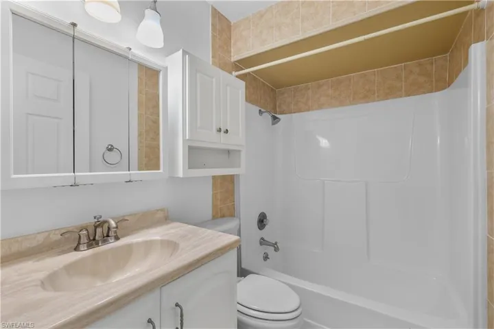 11 Desert Candle Cir, Lehigh Acres, Florida 33936