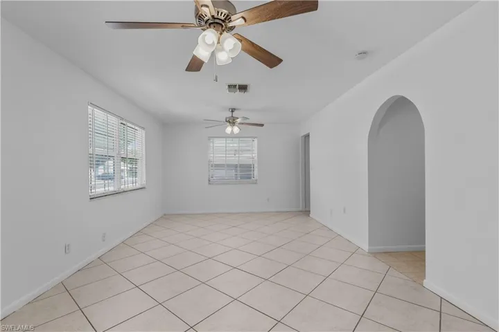11 Desert Candle Cir, Lehigh Acres, Florida 33936