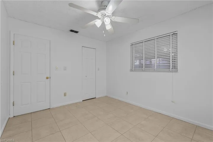 11 Desert Candle Cir, Lehigh Acres, Florida 33936