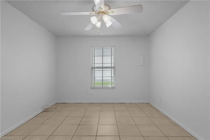 11 Desert Candle Cir, Lehigh Acres, Florida 33936