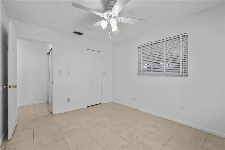 11 Desert Candle Cir, Lehigh Acres, Florida 33936
