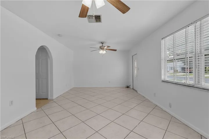 11 Desert Candle Cir, Lehigh Acres, Florida 33936
