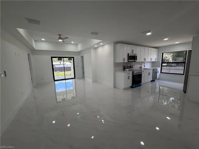 15 Louisiana Rd, Lehigh Acres, Florida 33936