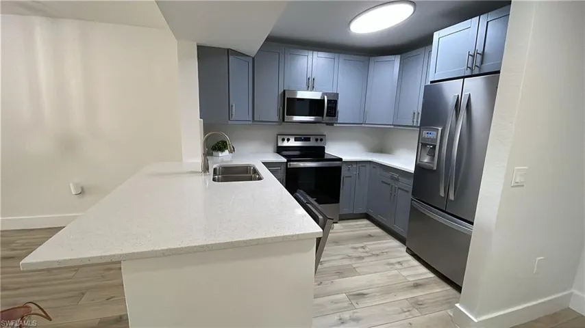 8234 Key Royal Cir 524, Naples, Florida 34119