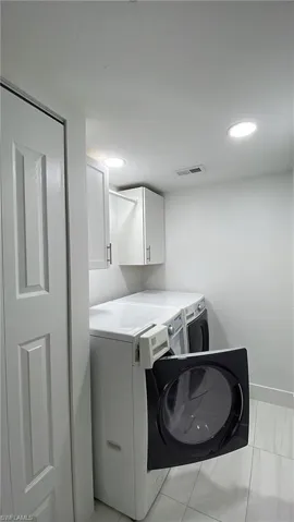 8234 Key Royal Cir 524, Naples, Florida 34119