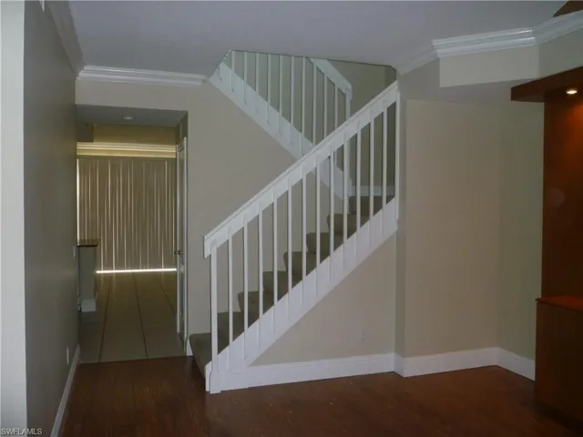 Stairs with ornamental molding.