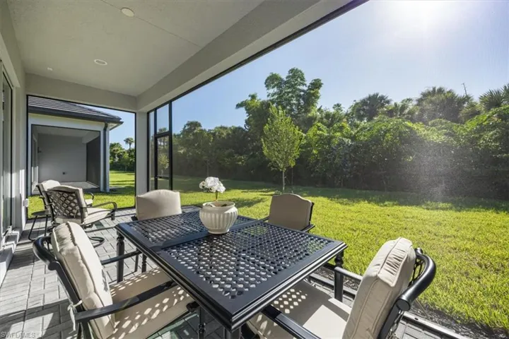 12452  Violet  LN, Naples, FL 34120