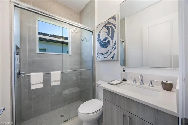 12452  Violet  LN, Naples, FL 34120