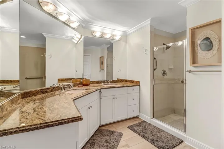 450  Bayfront  PL, Naples, FL 34102