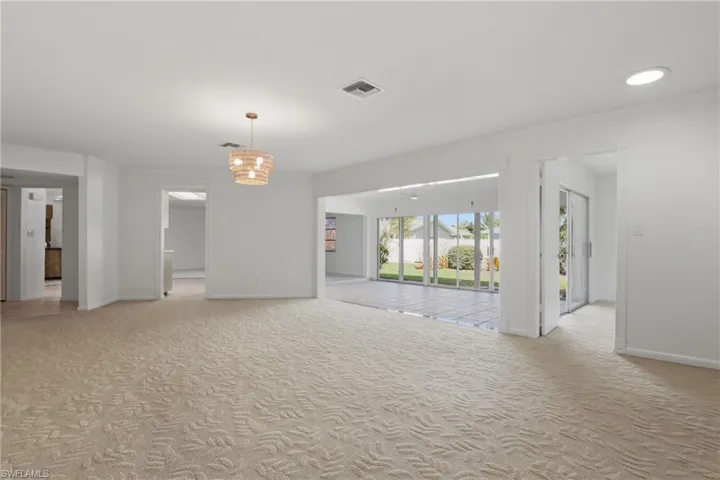 135 Pebble Beach Blvd, Naples, Florida 34113