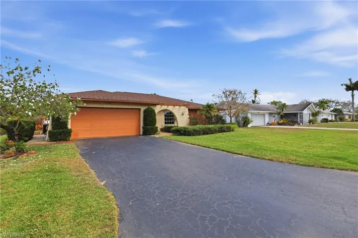 135 Pebble Beach Blvd, Naples, Florida 34113