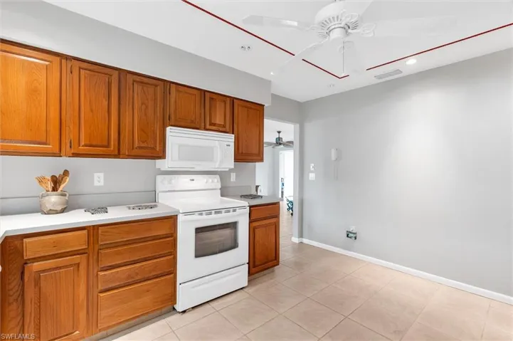 1330 Broadwater Dr, Fort Myers Fl 33919