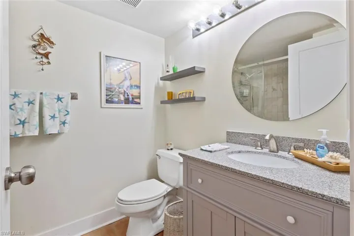 2294 Anchorage Ln B, Naples, Florida 34104